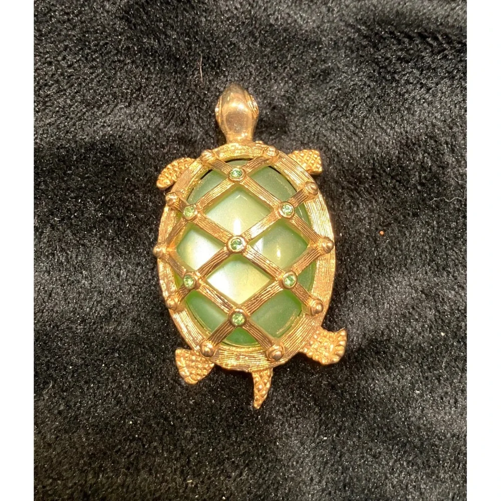 Turtle Brooch Womens Green Gold Tone Lattice Rhinestone Figural Pin